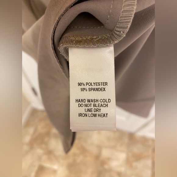 Lulu’s jacket - Picture 3 of 3